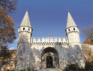 Topkapı Palace Museum beats Hagia Sophia in 2013