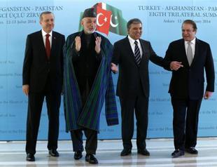 Turkey hosts Afghan and Pakistani leaders in trilateral summit