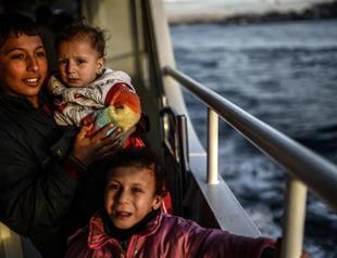 UN urges nations to take in 100,000 Syrian refugees