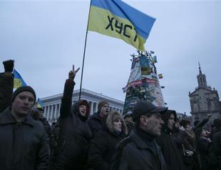 President Gül: Turkey monitoring Ukraine closely