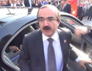 Turkish governor denies having cursed at protester