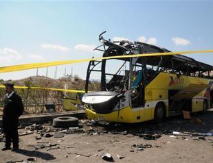 Egypt militants warn tourists to leave or face attack