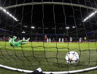 Barça, PSG take huge step towards Champions League quarters