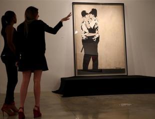 Banksy work sells at Miami auction for $575,000