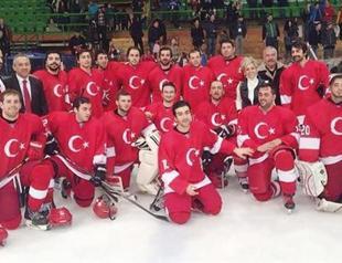 Turkey uses Slovakian ringer for national hockey team game
