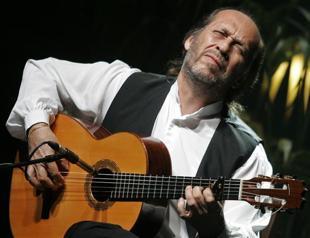 Spanish flamenco guitarist Paco de Lucia dies in Mexico