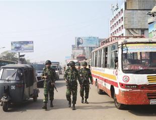 Bangladesh troops sent out to try to stem election violence