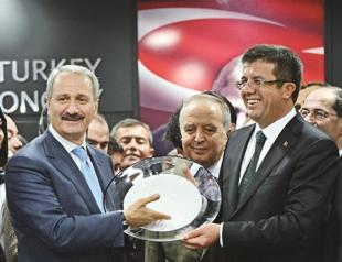 New economy minister says Turkey passing through temporary breeze