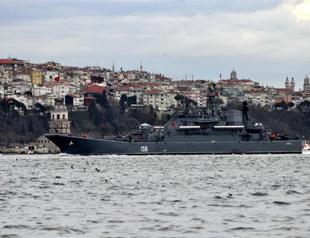 Russian warships cross Bosphorus en route to Black Sea