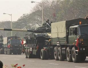 India maintains top spot in weapons purchases: Report