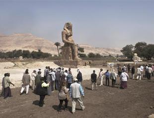 Two more colossal pharaoh statues unveiled in Egypt