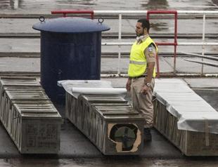 Israel to show long-range rockets from Iran arms ship