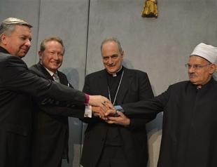 Vatican, Anglicans, Muslims unite to fight slavery