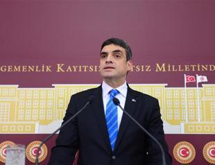 Turkeys main opposition exposes alleged phone traffic between PM and family on Dec 17