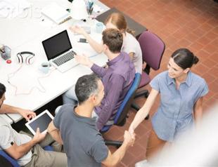 Wage of single CEO equal to salaries of 13 young professionals: Report