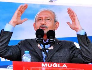 Turkish PM Erdoğan pressured daily to fire a headscarved columnist, CHP leader says