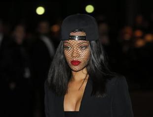 Rihanna, Eminem team up for summer Monster tour