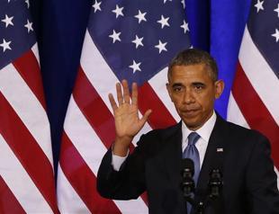 Smoking pot no more dangerous than drinking: Obama