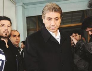 Ruling AKP to run with current mayors in 19 Istanbul districts