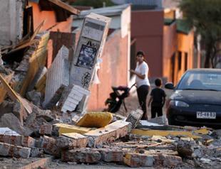 Chile hit by powerful quake aftershock, no major damage