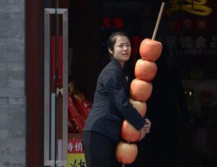 Chinas GDP growth to slow to 7.5% this year, 7.3% next