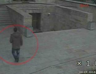 (VIDEO) Footage shows assailant entering Parliament before attacking CHP leader