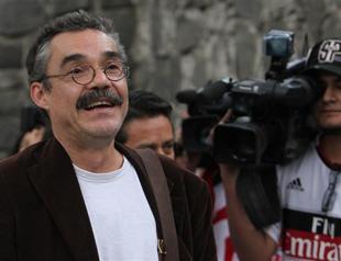 Garcia Marquez leaves hospital, in delicate stat