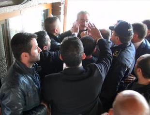Man briefly detained for shouting ‘shoebox’ during event attended by Turkish interior minister