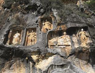 A hidden treasure in the Mediterranean: The Man Rocks