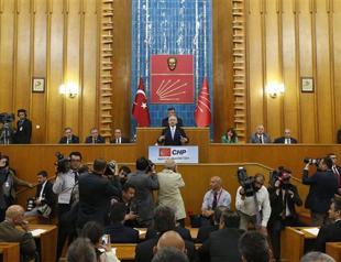 Main opposition won’t rule out narrowed constituency system