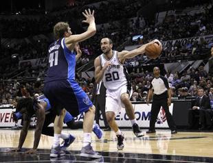 Mavericks beat mistake-prone Spurs to level series