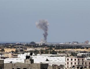 Gaza rockets hit south Israel, army strikes back: officials