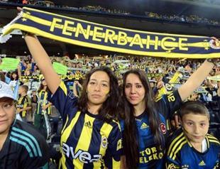 Fenerbahçe set to claim Turkish title in front of women, children