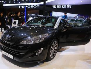Peugeot shareholders approve Dongfeng, French states stakes