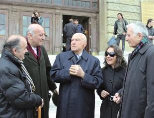 Constitution expert criticizes AKP’s ‘authoritarian stance’