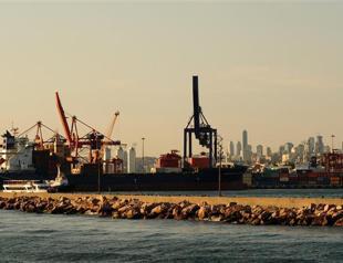 OECD trims Turkey growth forecast, citing political tension and Fed