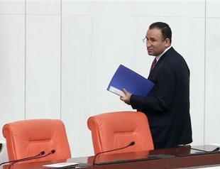 Turkey abolishes special courts as part of new democratization move