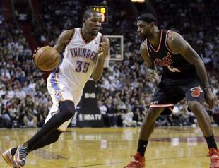 Durants Thunder cool off Heat