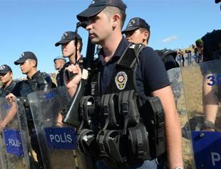 Turkey removes around 800 more police officers