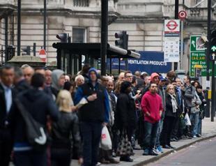 48-hour tube strike forces Londoners overground