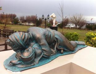 Halabja monument opens in The Hague