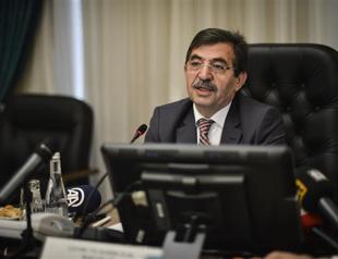 Minister says many trees to be felled for third airport while vowing to plant more