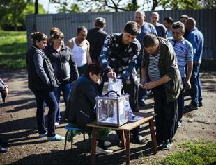 East Ukraine referendum raises fears of dismemberment