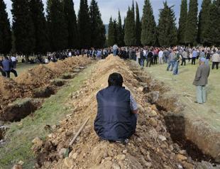 Minority communities donate 200,000 liras to Soma victim families