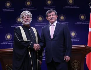 Journalists in Turkey freer than countries listed in Freedom House report: FM Davutoğlu