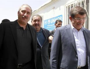 Foreign Minister Davutoğlu calls for more int’l assistance for Syrian refugees