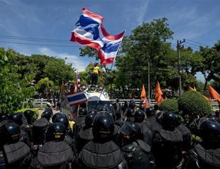 Thai poll body calls for election delay after new unrest