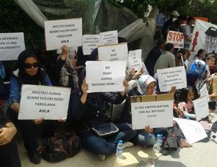 With mouths sewn shut, Afghan refugees keep protesting Ankara, UNHCR