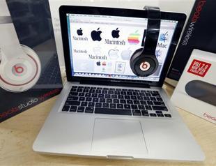 Apple buys music star Beats for $3 bn