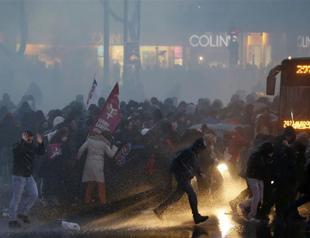 Live footages from protests in Istanbul and Ankara